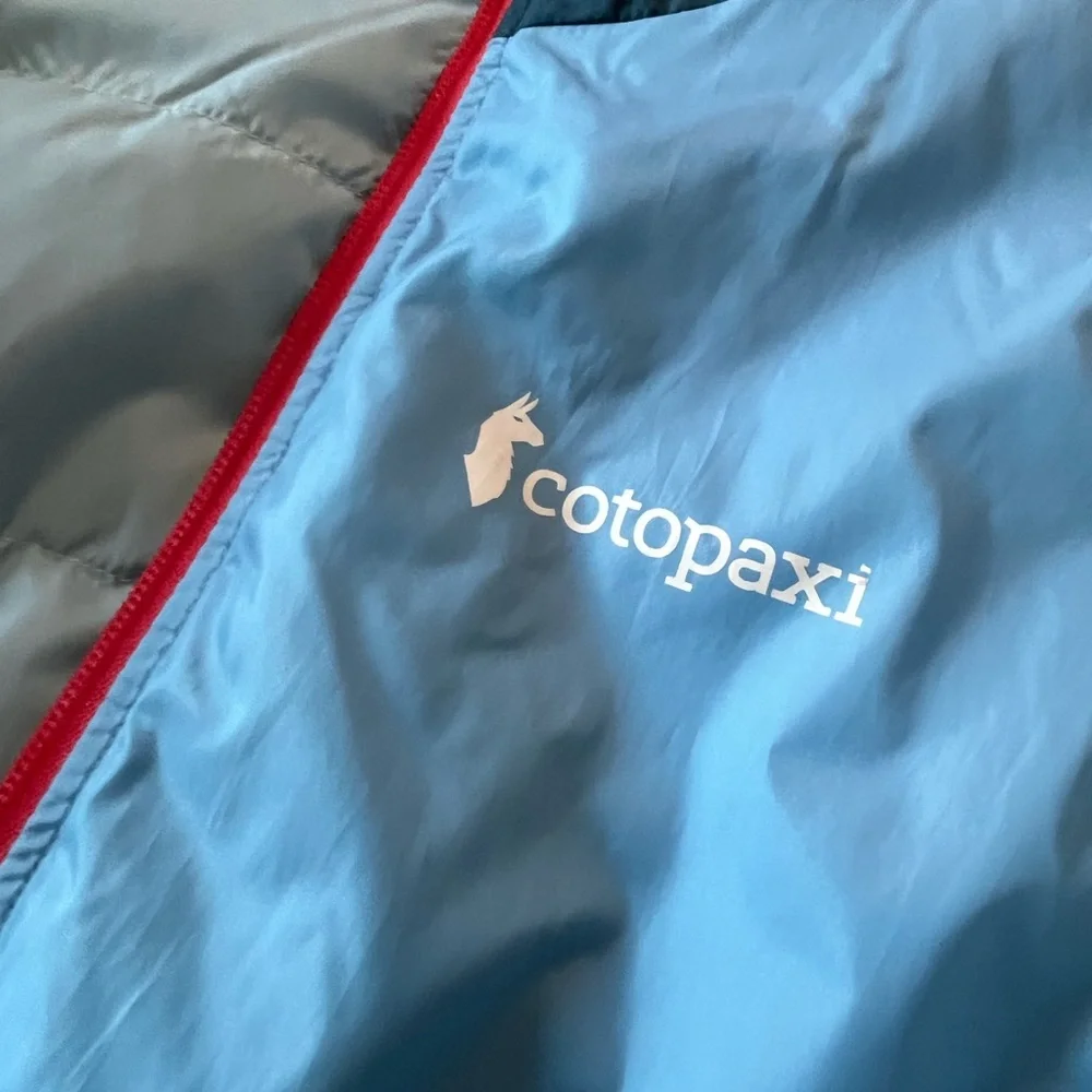 Cotopaxi Multi-blues Reversible Hooded Puffer Vest - Picture 11 of 11